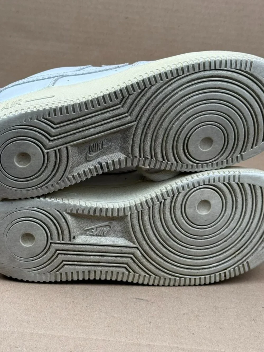 Nike Air Force 1 Youth Size 6.5Y White Sneakers DAMAGE STAIN Needs Cleaning